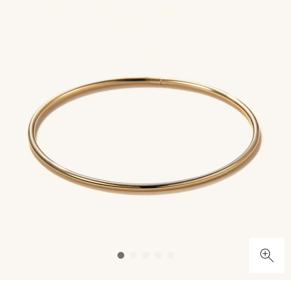 Mejuri Gold Thin Stacking Bangle Bracelet